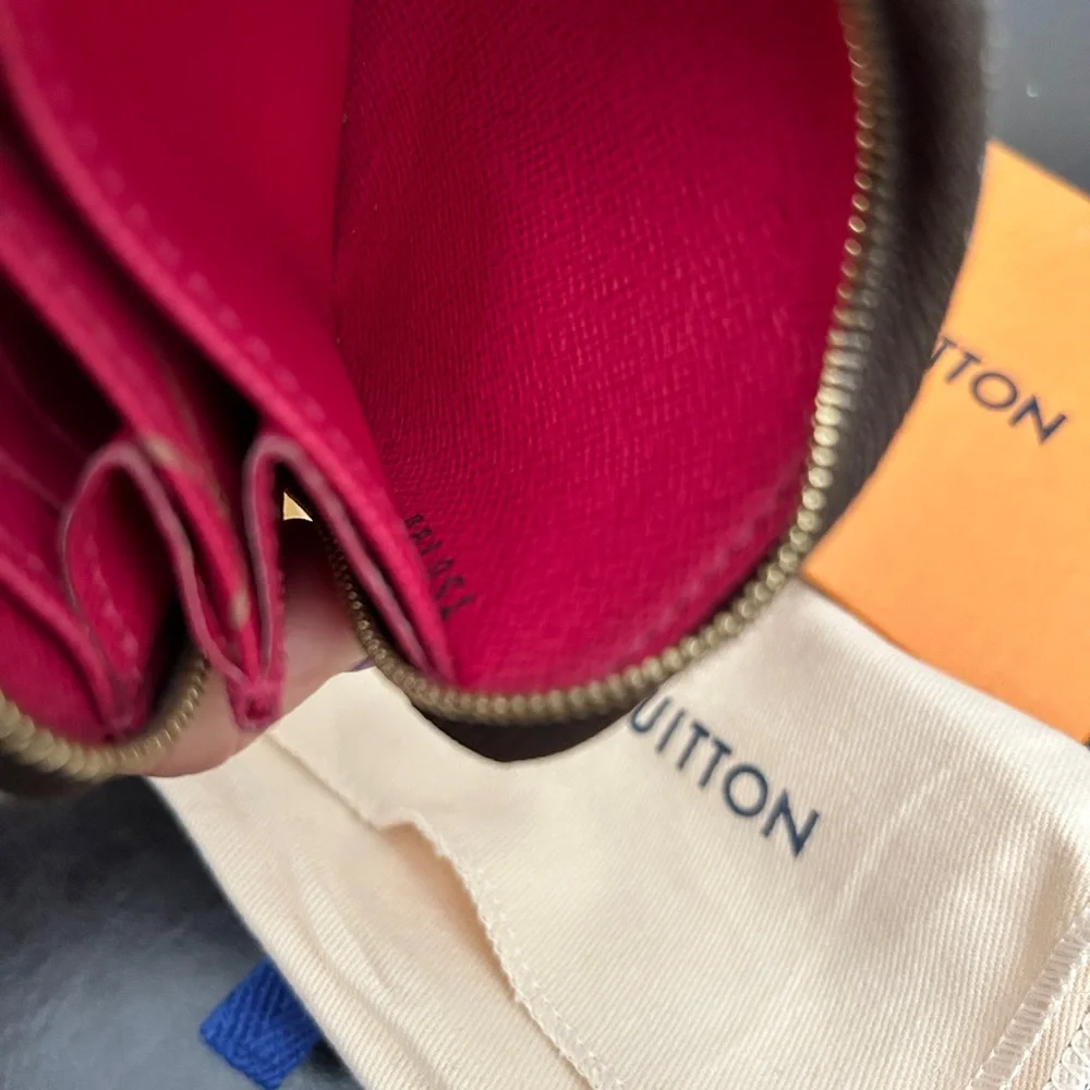 Authentic Louis Vuitton Card Wallet SUMMER TRUNK Limited Edition Limited & Rare - Picture 8 of 11